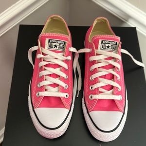 Pink Converse Chuck Taylor All Stars